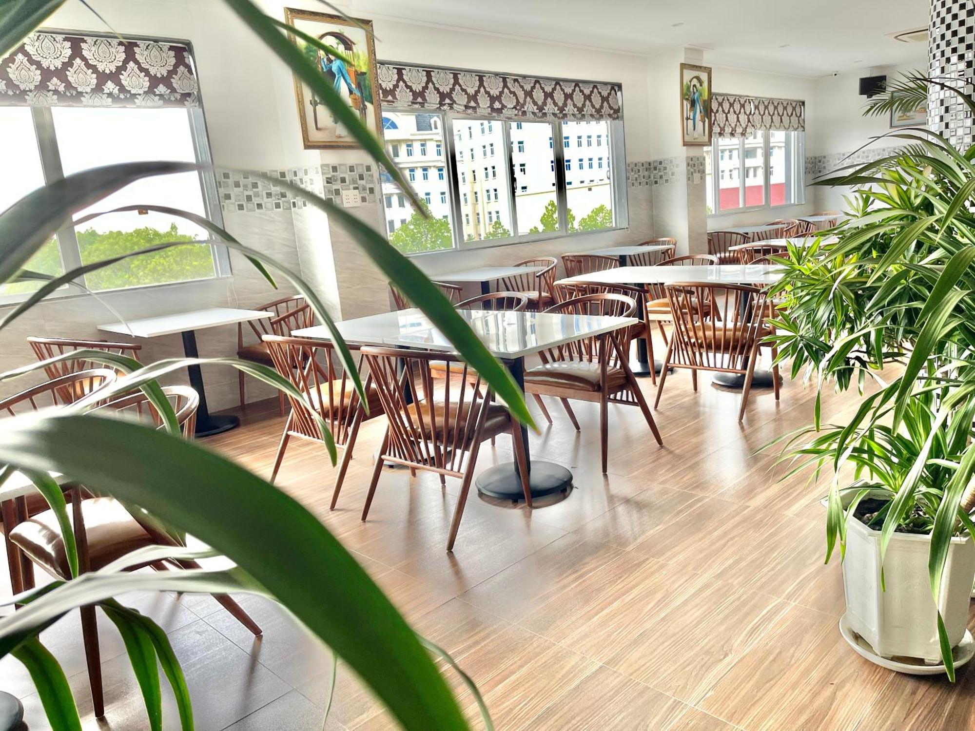 Long Bao Chau Hotel Thu Dau Mot Luaran gambar