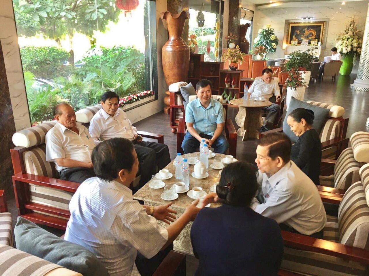 Long Bao Chau Hotel Thu Dau Mot Luaran gambar