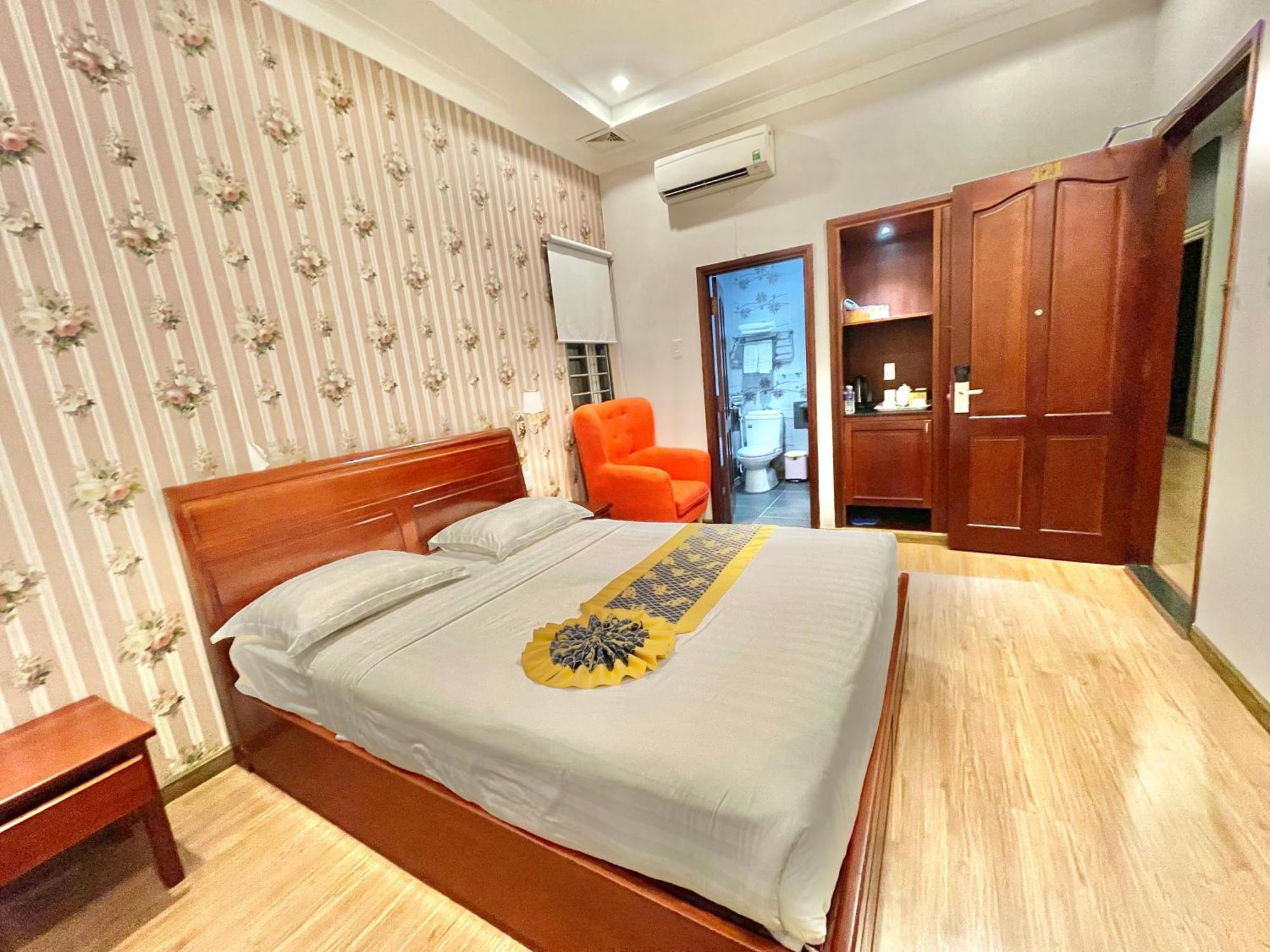 Long Bao Chau Hotel Thu Dau Mot Luaran gambar