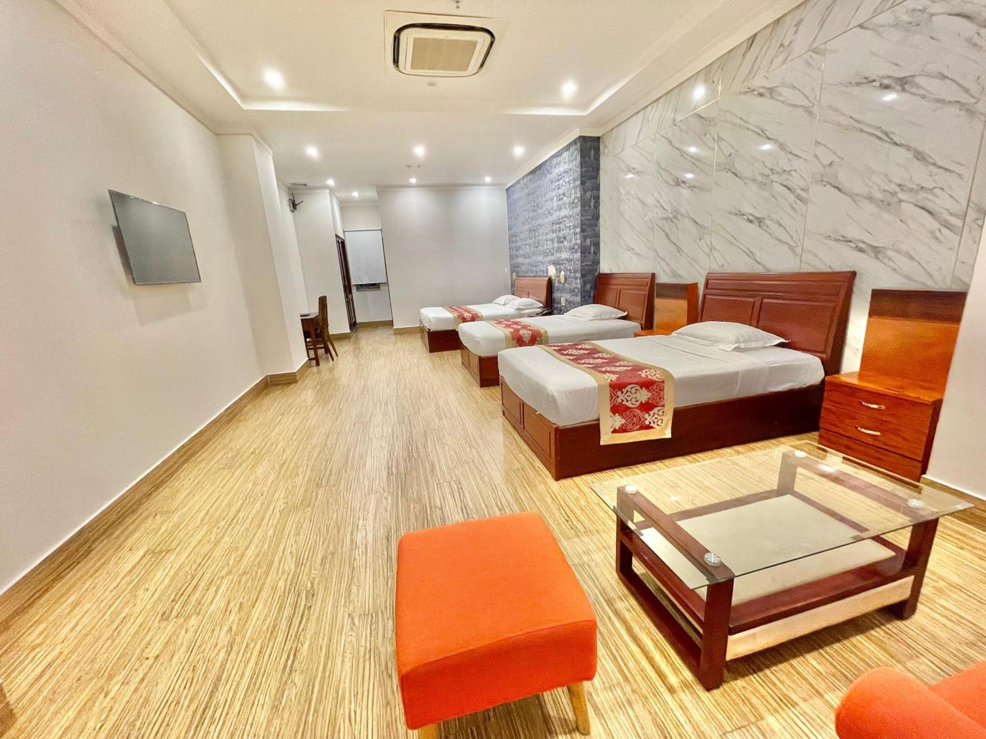 Long Bao Chau Hotel Thu Dau Mot Luaran gambar