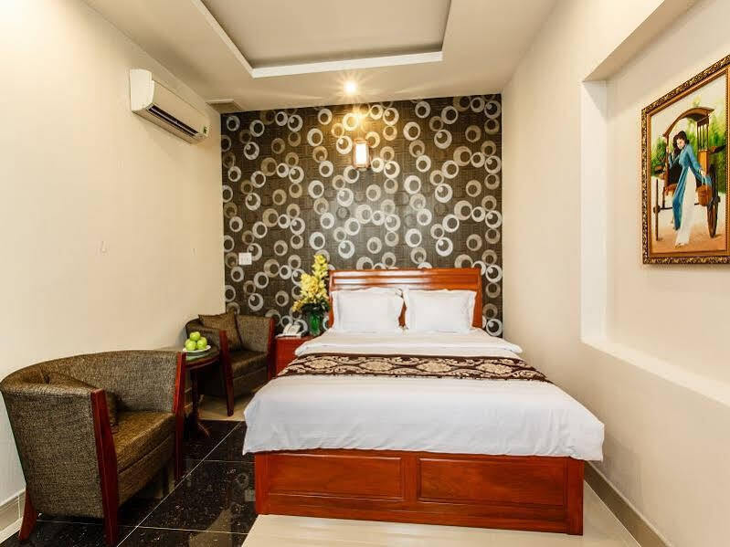 Long Bao Chau Hotel Thu Dau Mot Luaran gambar
