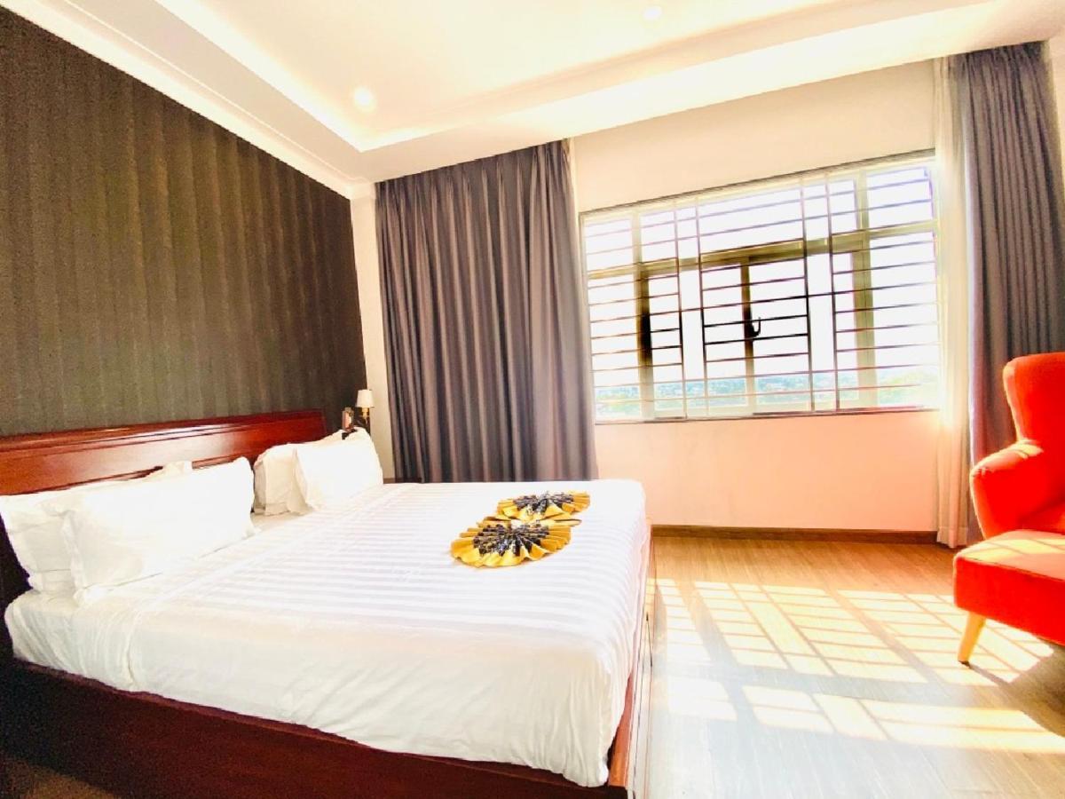 Long Bao Chau Hotel Thu Dau Mot Luaran gambar